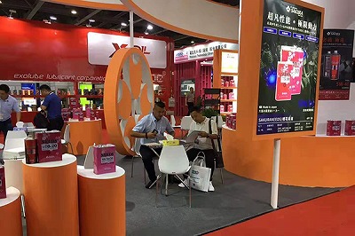 エンジンオイルOEMメーカーとして、中国での展示会の様子