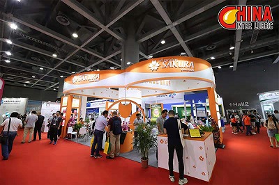 エンジンオイルOEMメーカーとして、中国での展示会の様子